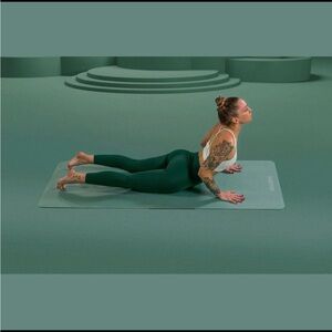 ROCKLEOPARD Emerald Zen - Eco Grip Hot
Yoga Mat - 5MM